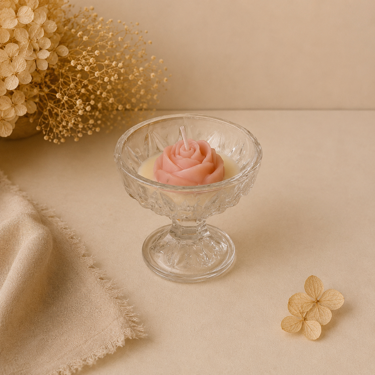 Rose Crystal – Χειροποίητο Κερί σε Vintage Κρυστάλλινο Κηροπήγιο