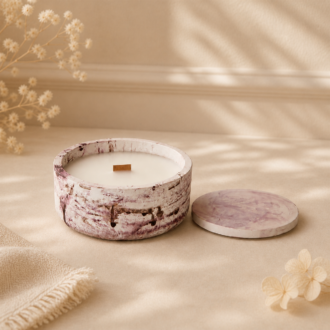 VANI Amethyst Porcelain χειροποίητο κερί σε πορσελάνινο δοχείο με καπάκι